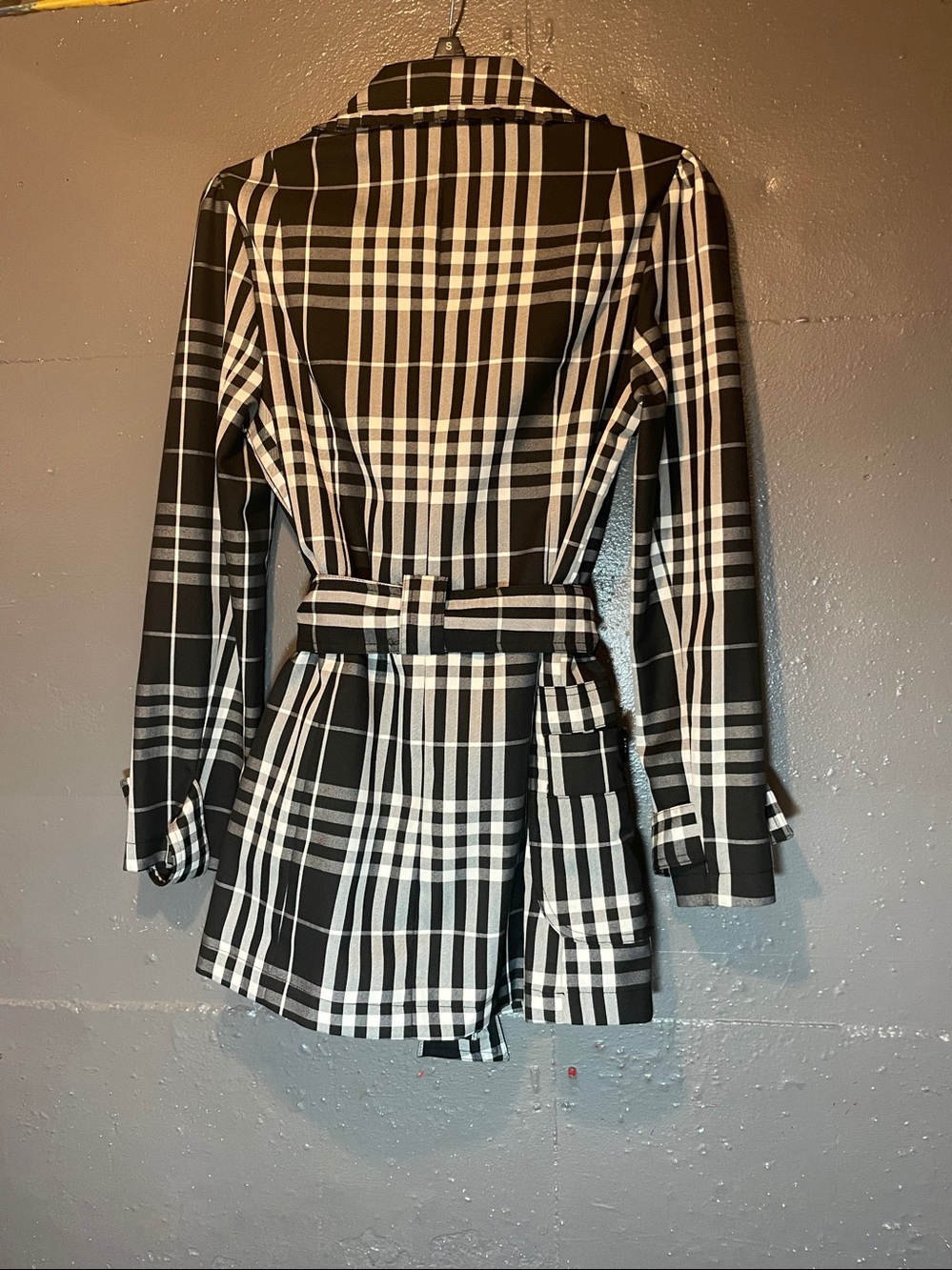 Black & White Plaid Trench Coat with Belt - Picture 2 of 12